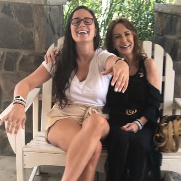 Meet your Posher, Kelly - Picture 9 of 10